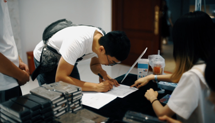 “倾听、交流、分享”2018J9九游会学院夏季校友会(图3)